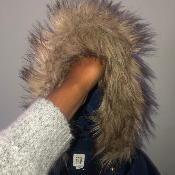 Baby Gap size 3t puffer jacket. - Picture 3 of 3